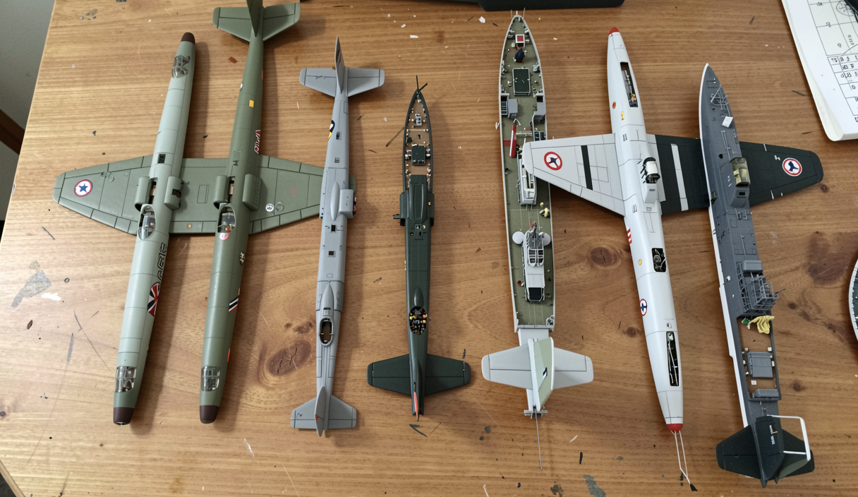 Alignment is the whole game : Flying boat and seaplane models: building and displaying hulls